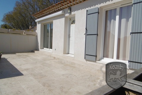 Villa plain-pied 2014 vendue meublée 2022